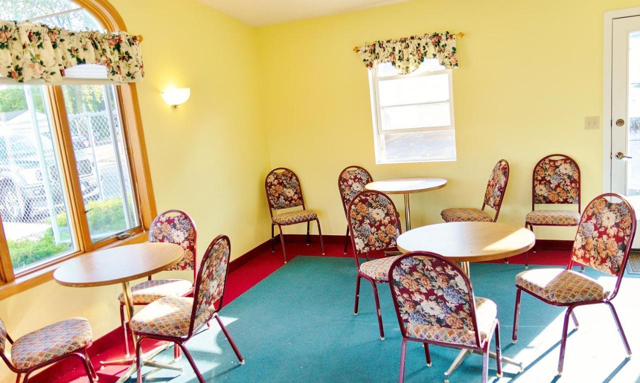 Hartwood Inn Charles City Luaran gambar