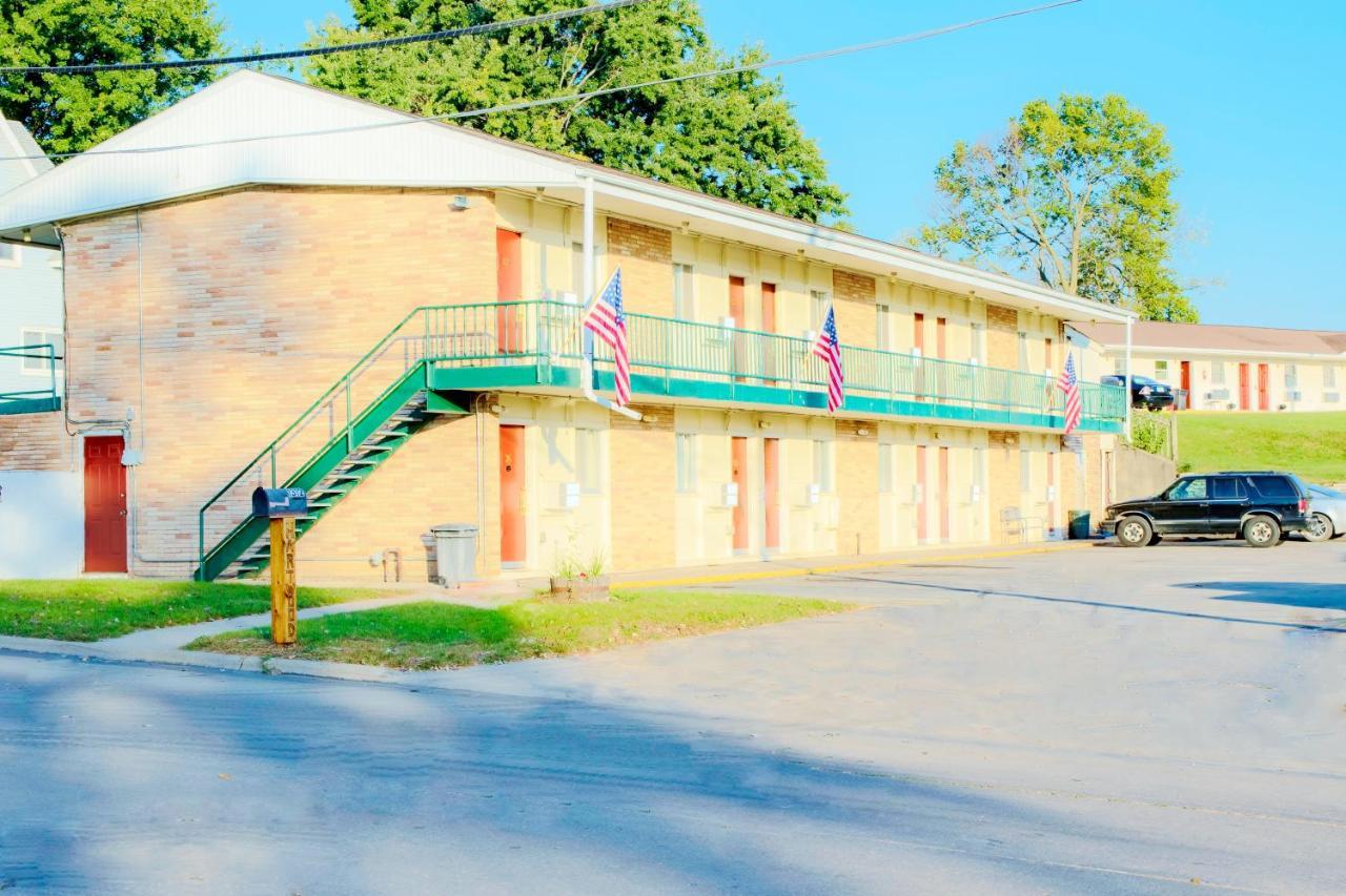 Hartwood Inn Charles City Luaran gambar